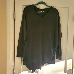 Soft Surrounding Caped Pull over